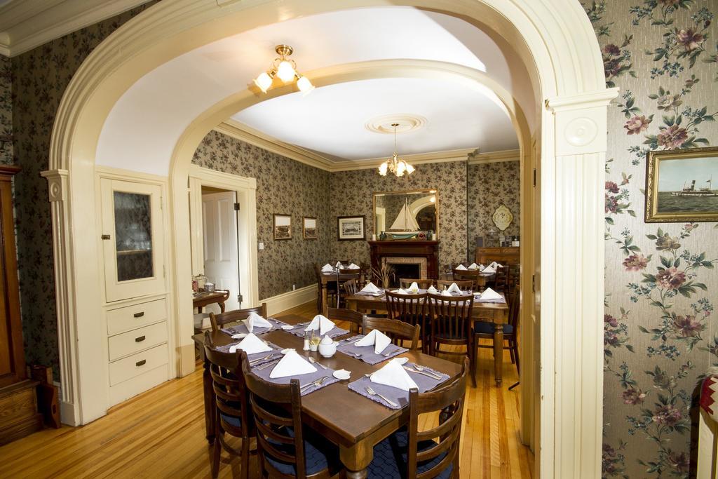 Homeport Historic B&B Сент-Джон Экстерьер фото