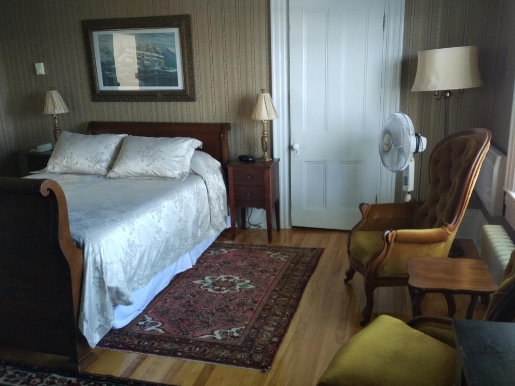 Homeport Historic B&B Сент-Джон Экстерьер фото